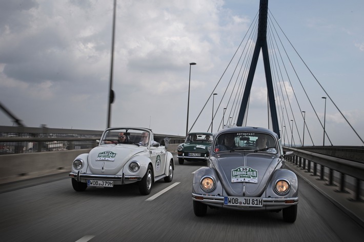 Auf geht’s: 11. Hamburg-Berlin-Klassik schickt am Donnerstag 170 Oldtimer und Youngtimer auf Nordsee-Tour