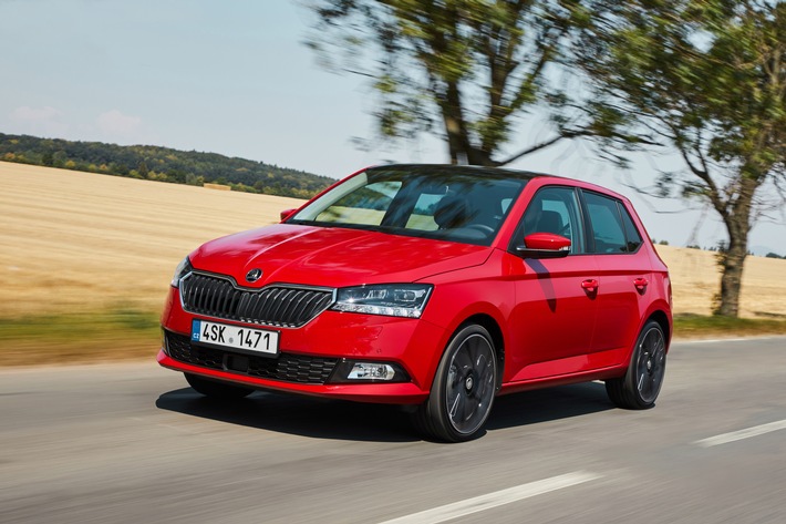 Höchste Kundenzufriedenheit: SKODA FABIA und SKODA RAPID gewinnen J.D. Power Award