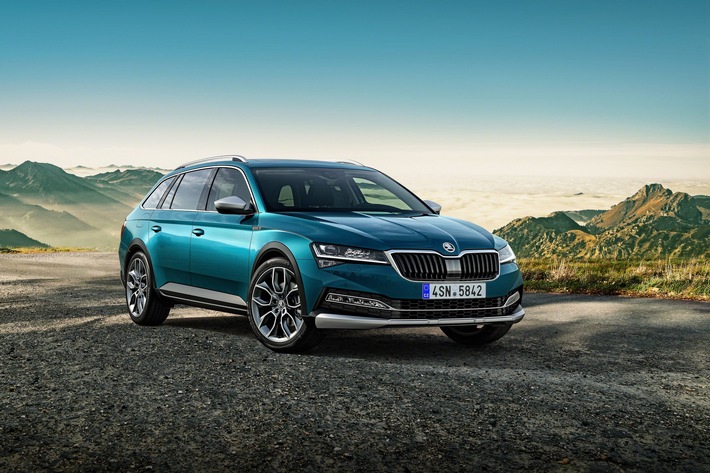 Neuer SKODA SUPERB SCOUT ergänzt erstmals die SUPERB-Familie