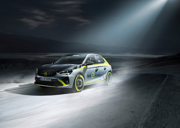 Opel präsentiert als erster Hersteller ein elektrisches Rallyeauto
