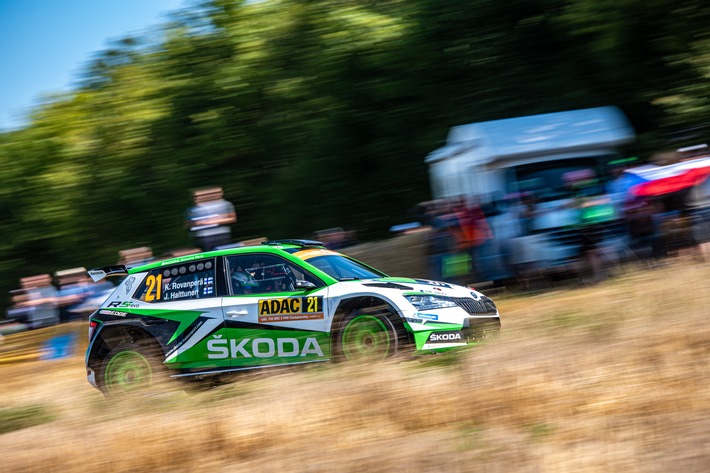 Rallye Spanien: Rovanperä und Kopecky visieren für SKODA