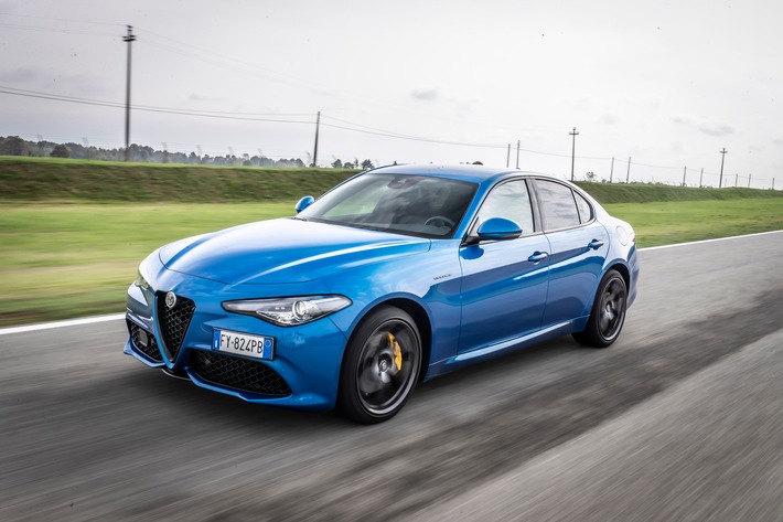 Drei Design-Preise für Alfa Romeo beim Wettbewerb „Die besten Marken“