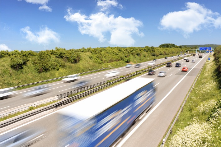 Zahl der Woche: Ich geb Gas: Deutsche fahren gerne auf der Autobahn