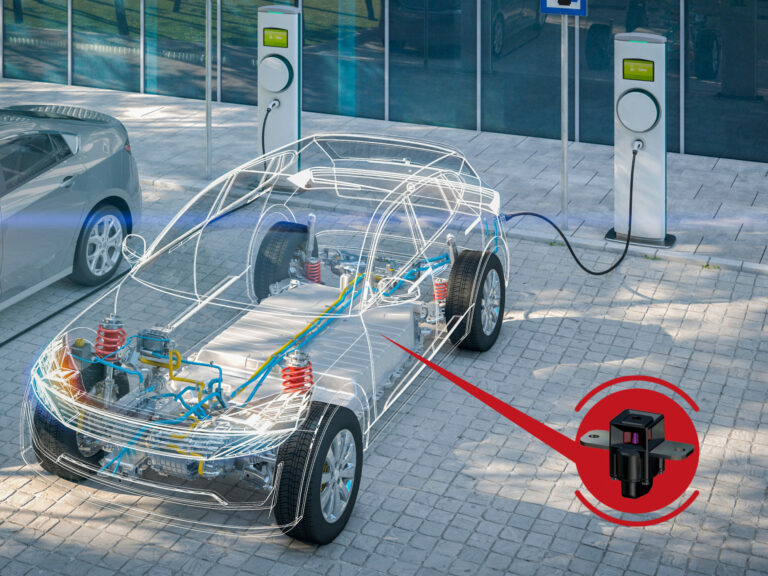 E-Bulbs der JOB-Gruppe machen E-Autos noch sicherer Die E-Bulb, der kleinste Feuerlöscher der Welt, macht die Brandgefahr in Elektrofahrzeugen beherrschbar und die Anschaffung noch attraktiver
