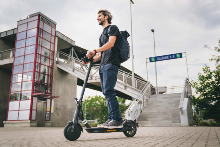 E-Scooter: Das richtige Fahrzeug für die kurze Strecke