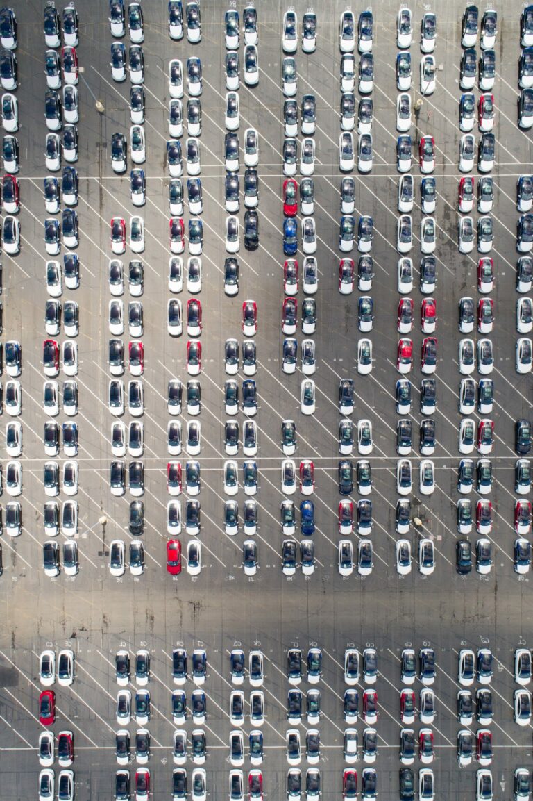 Autoexport in Langweid a. Lech: Anonymes Fahrzeugverkauserservice mit Sofortiger Barzahlung und Kostenfreier Abholung für beschädigte und fahrbereite Fahrzeuge